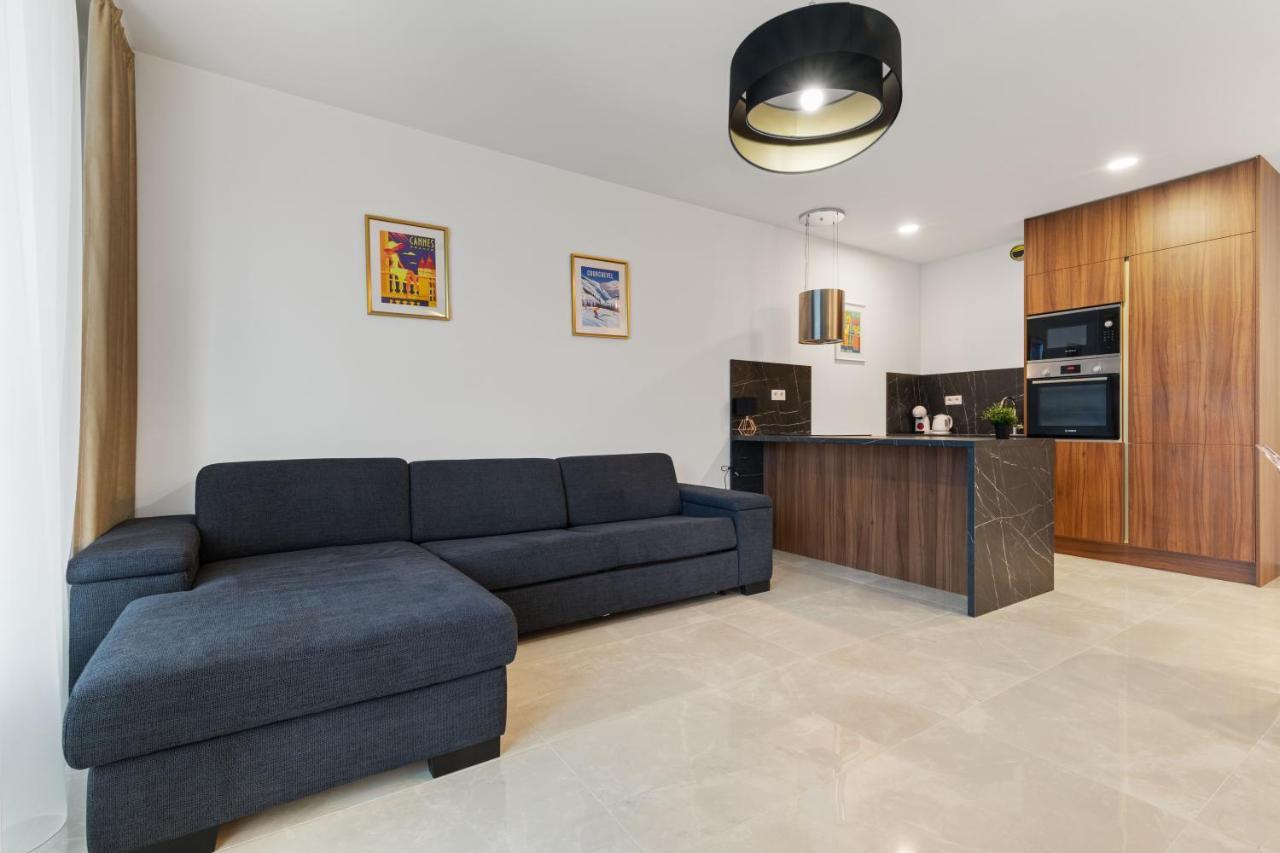 Lam Jegeho Alej - Jacuzzi - Free Parking Διαμέρισμα Μπρατισλάβα Εξωτερικό φωτογραφία